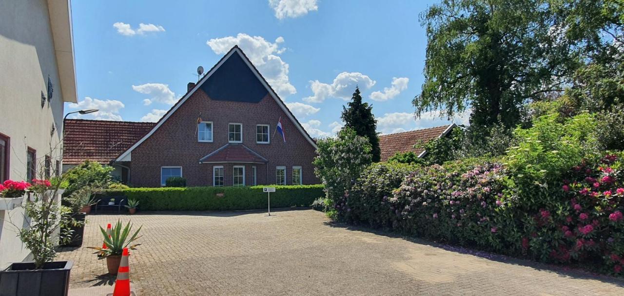 Ferienbauernhof De Slaaphoeve Emlichheim Экстерьер фото